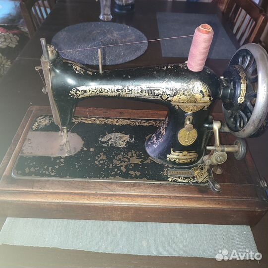 Швейная машинка Зингер антикварная ручная