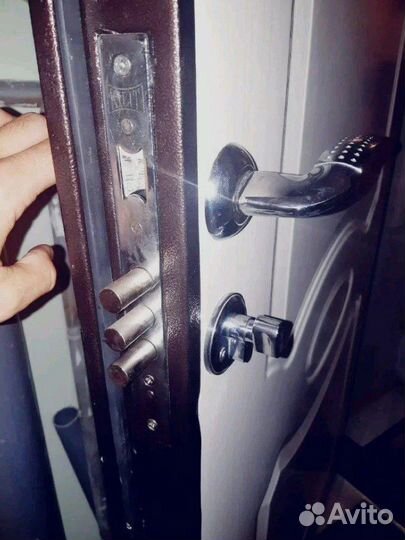 Вскрытие замков, авто, гаражей, сейфов