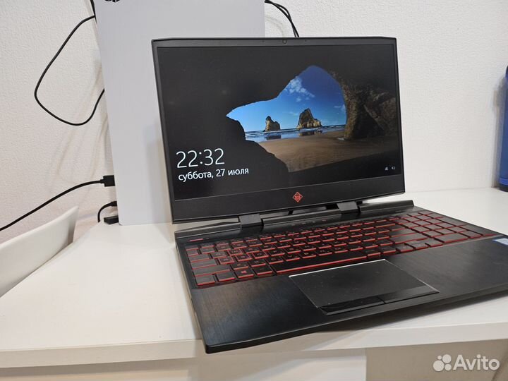 Игровой ноутбук HP Omen 15-dc1007ur