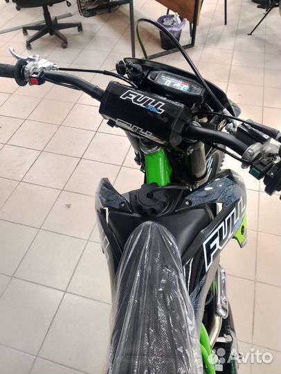 Мотоцикл FullCrew Thunderbolt PR250 21/18