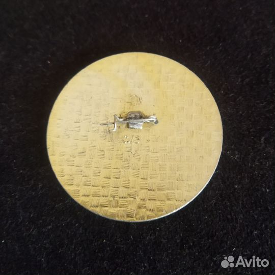 Значок СССР. Мультфильм. Чиполлино. саз