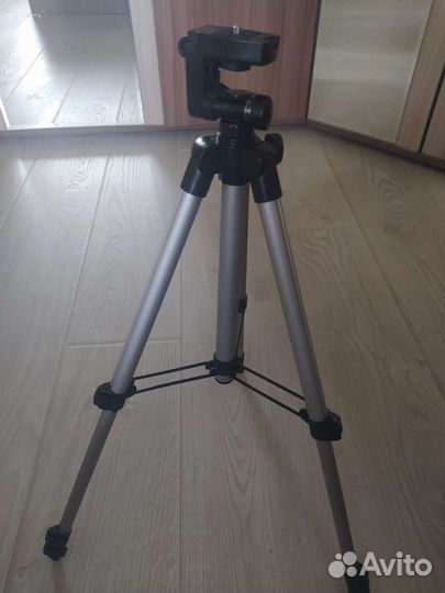 Штатив для фотоаппарата