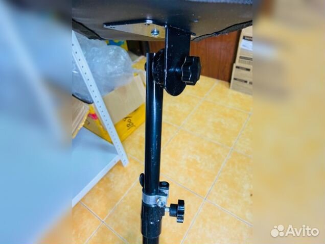 Подлокотник, подставка под руку, тату холдер