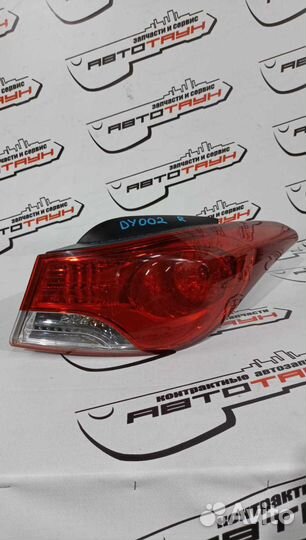 Фонарь hyundai avante elantra MD правый 924023X000