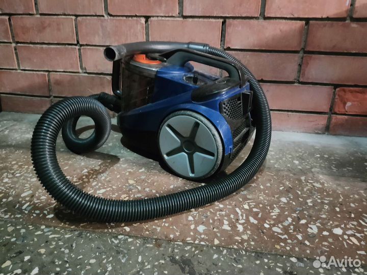 Пылесос Philips 2000w