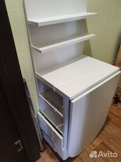 Стол для маникюра