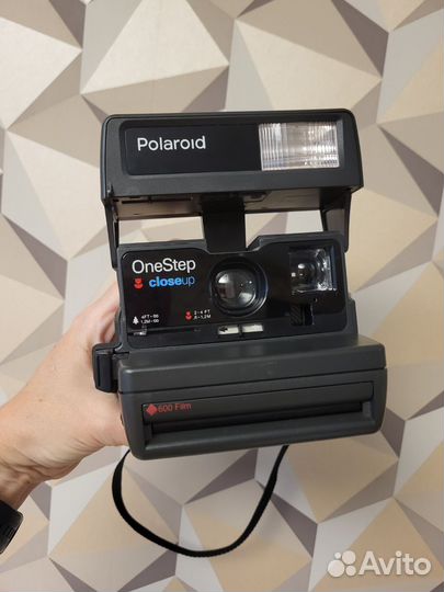 Фотоаппарат мгновенной печати Polaroid closeup 600