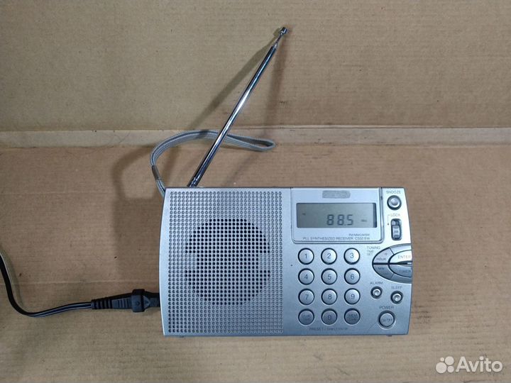 Радиоприемник всеволновый Sony и Radio Shack