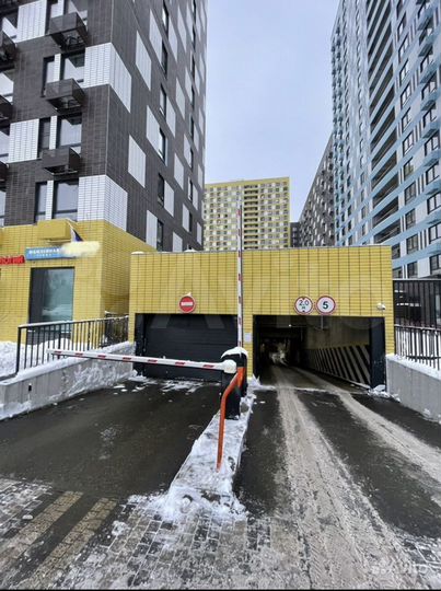 Машиноместо, 17 м²