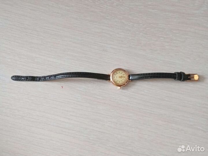 Часы женские, золотые. Проба:585