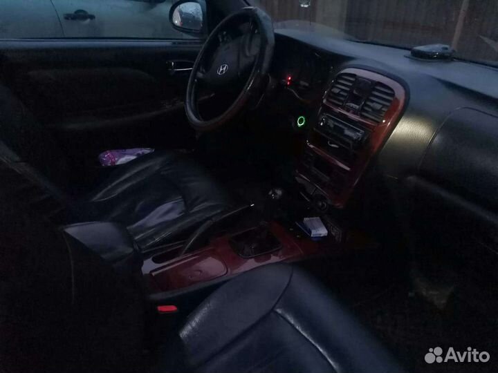 Hyundai Sonata 2.0 МТ, 2007, битый, 300 000 км