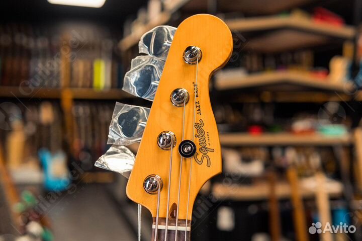 Squier Classic Vibe '60s Jazz Bass Daphne B