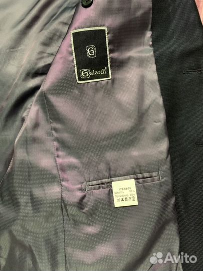 Стильный мужской костюм