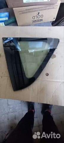 Стекло багажника левое Toyota Rav 4(XA30)