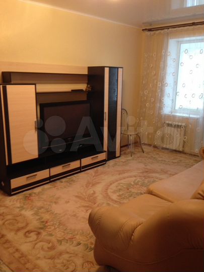 1-к. квартира, 42 м², 4/9 эт.