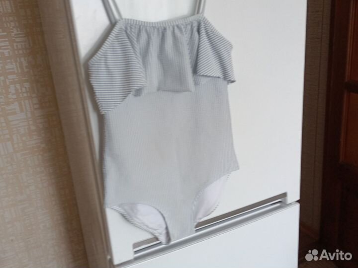 Купальник для девочки 140