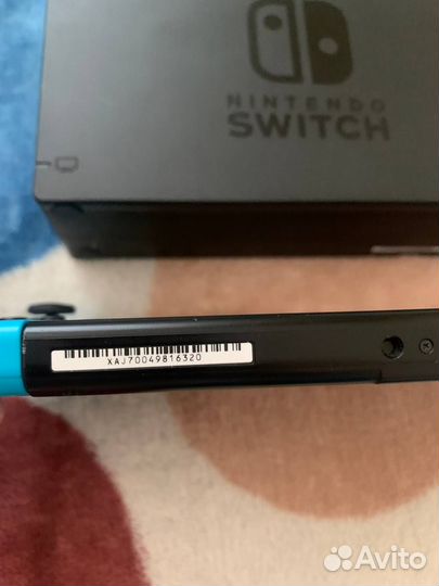 Nintendo switch красно-синие джойконы