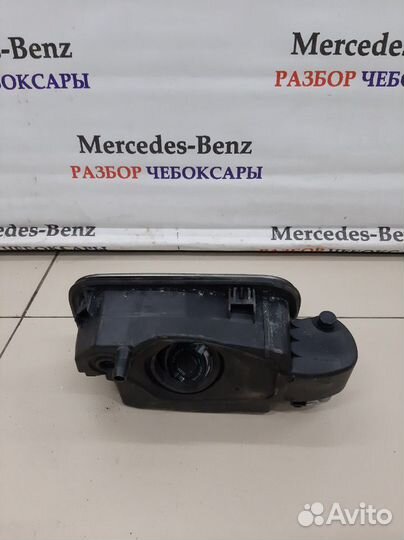 Лючек бензобака Mercedes w212 A2126300067