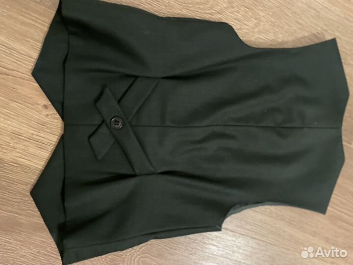 Жилетка для мальчика школьная 128