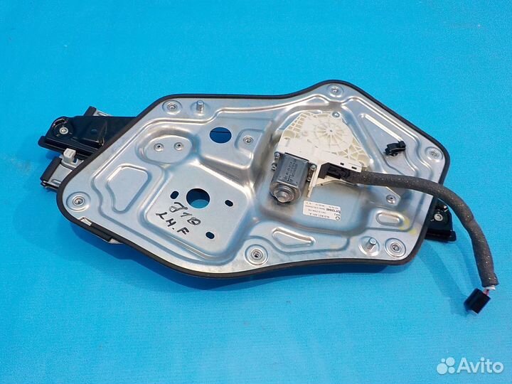 Стеклоподъемник передний левый skoda Yeti 2009-201