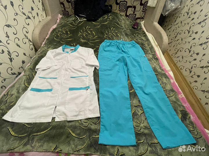 Медицинский костюм женский