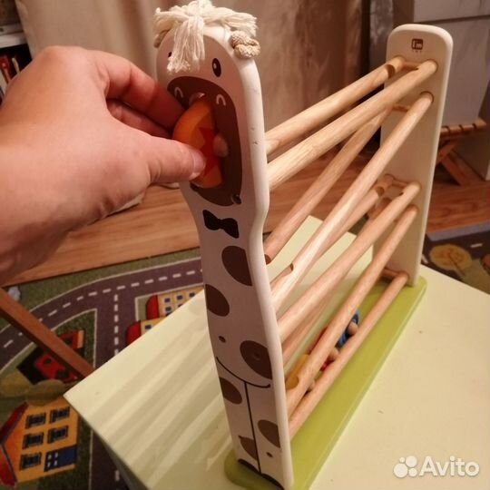 Деревянный жираф каталка