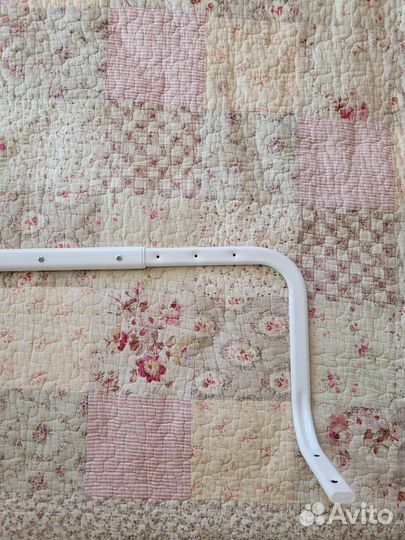 Вешалка для одежды настенная