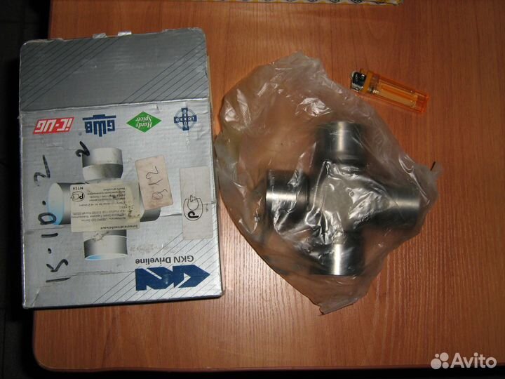 Крестовина карданного вала GKN № U811 (50x131)