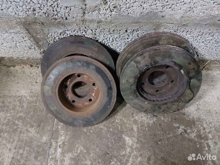 Диск тормозной Nissan Maxima Cefiro A33