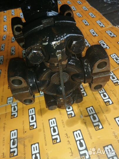 Карданный вал Case Magnum