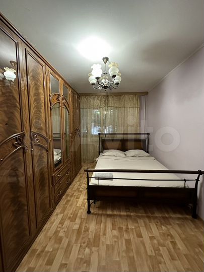 3-к. квартира, 70 м², 1/9 эт.