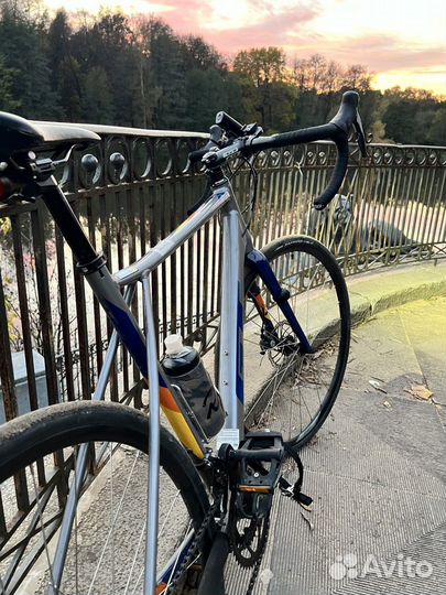 Шоссейный велосипед GT GTR sport