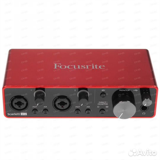 Комплект для звукозаписи focusrite Scarlett 2i2