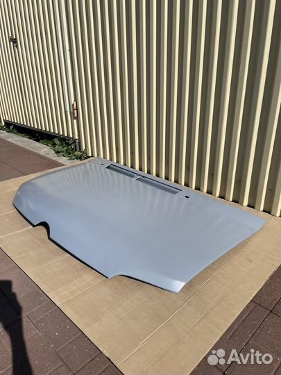 Капот на Mercedes Sprinter Classic в грунте новый