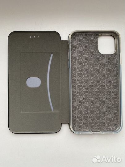 Чехол на iPhone 11