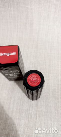 KVD beauty studded kiss creme кремовая помада