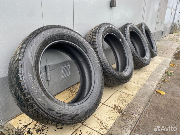 Nokian Tyres Hakkapeliitta R3 SUV 215/65 R17 130W