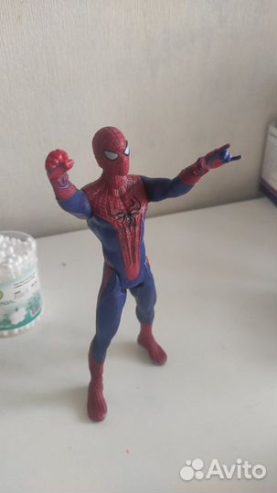 Фигурка Человек паук marvel hasbro 21 см