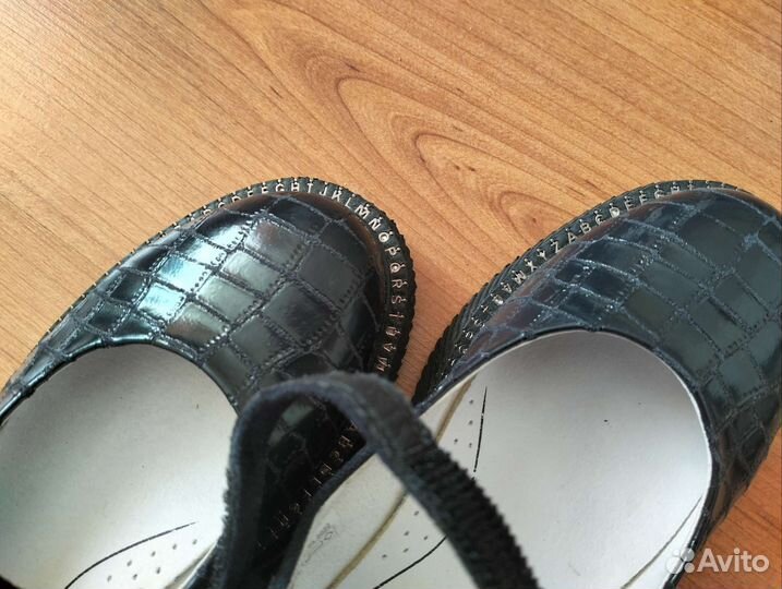 Обувь для девочки 35 размер