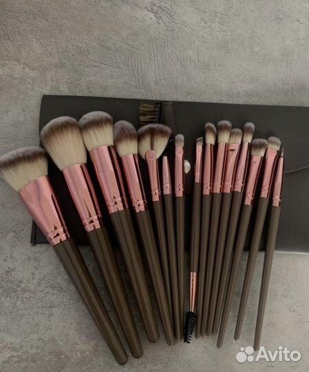 Кисти для макияжа 15 шт