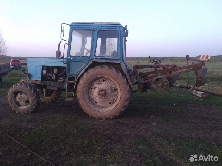 Вспашка огородов под газон трактором фрезой и плуг