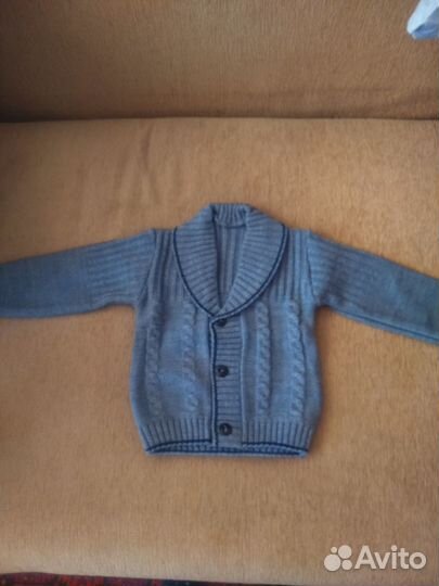 Продам кофту на мальчика