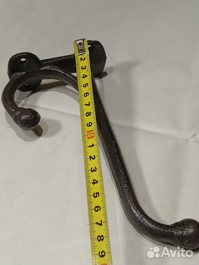 Крючок чугун