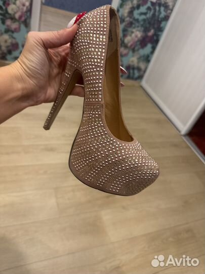 Продам туфли