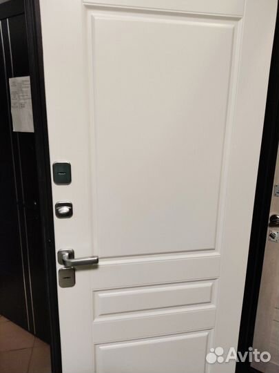 Дверь входная металлическая Термо с терморазрывом