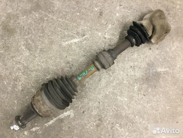 Полуось передняя левая Митсубиси Лансер 10