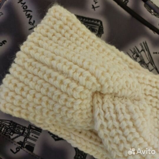 Повязка на голову вязаная