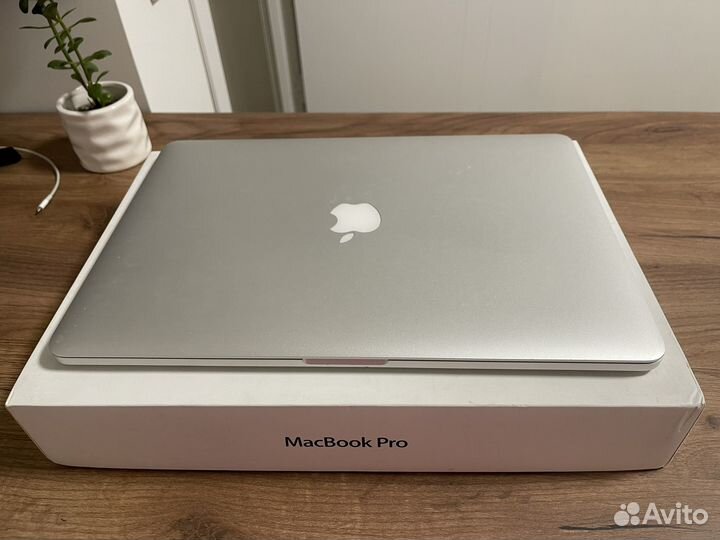 Macbook Pro Retina Mid 2015