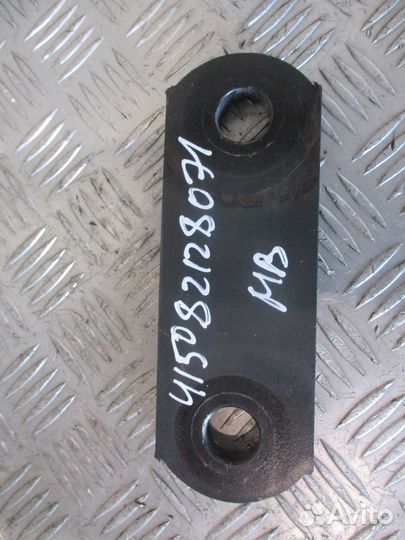 Серьга рессоры Mercedes-Benz A9603220420