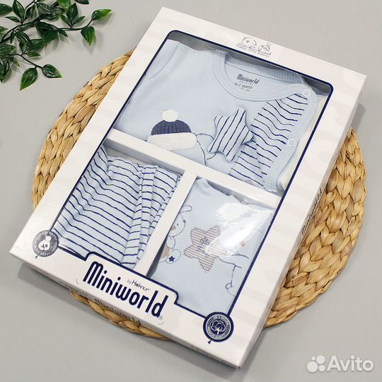 Комплект одежды для новорожденного